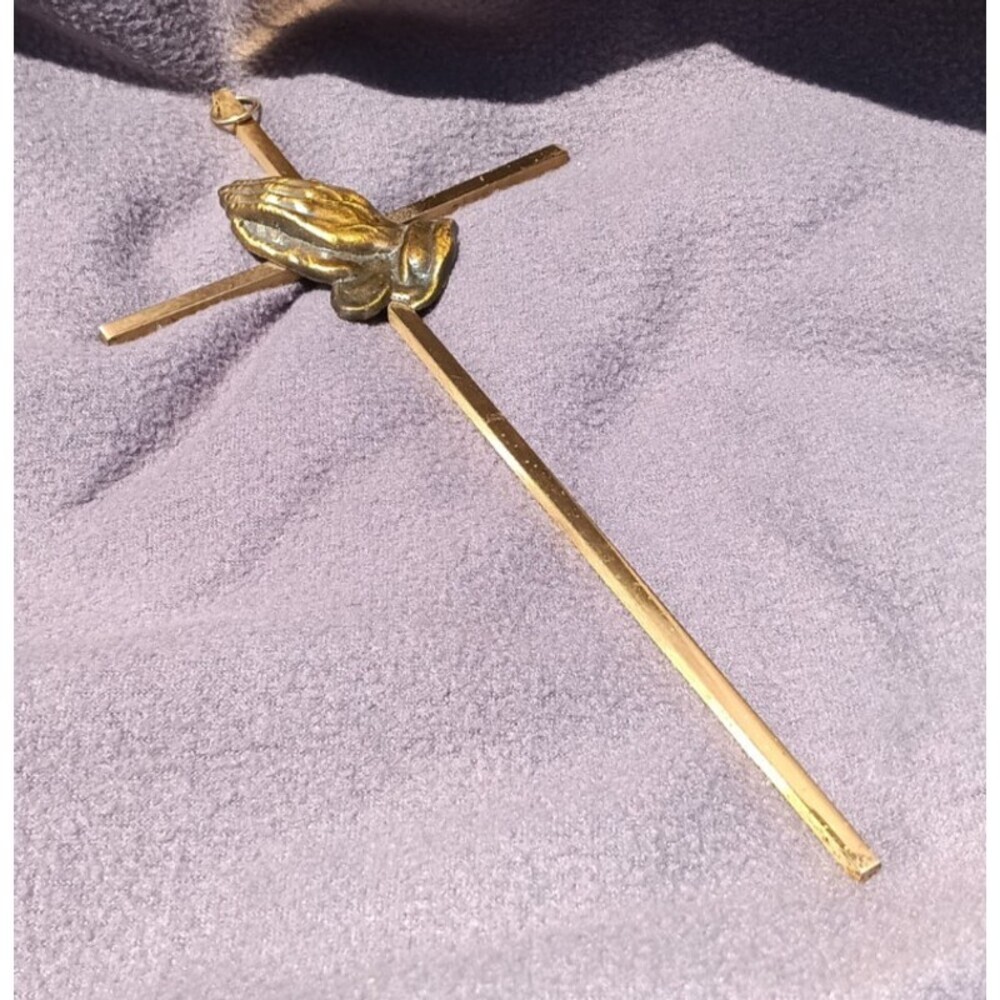 Brass Cross With Praying Hands Crucifix Wall Decor 10" x 4 3/4" Vintage